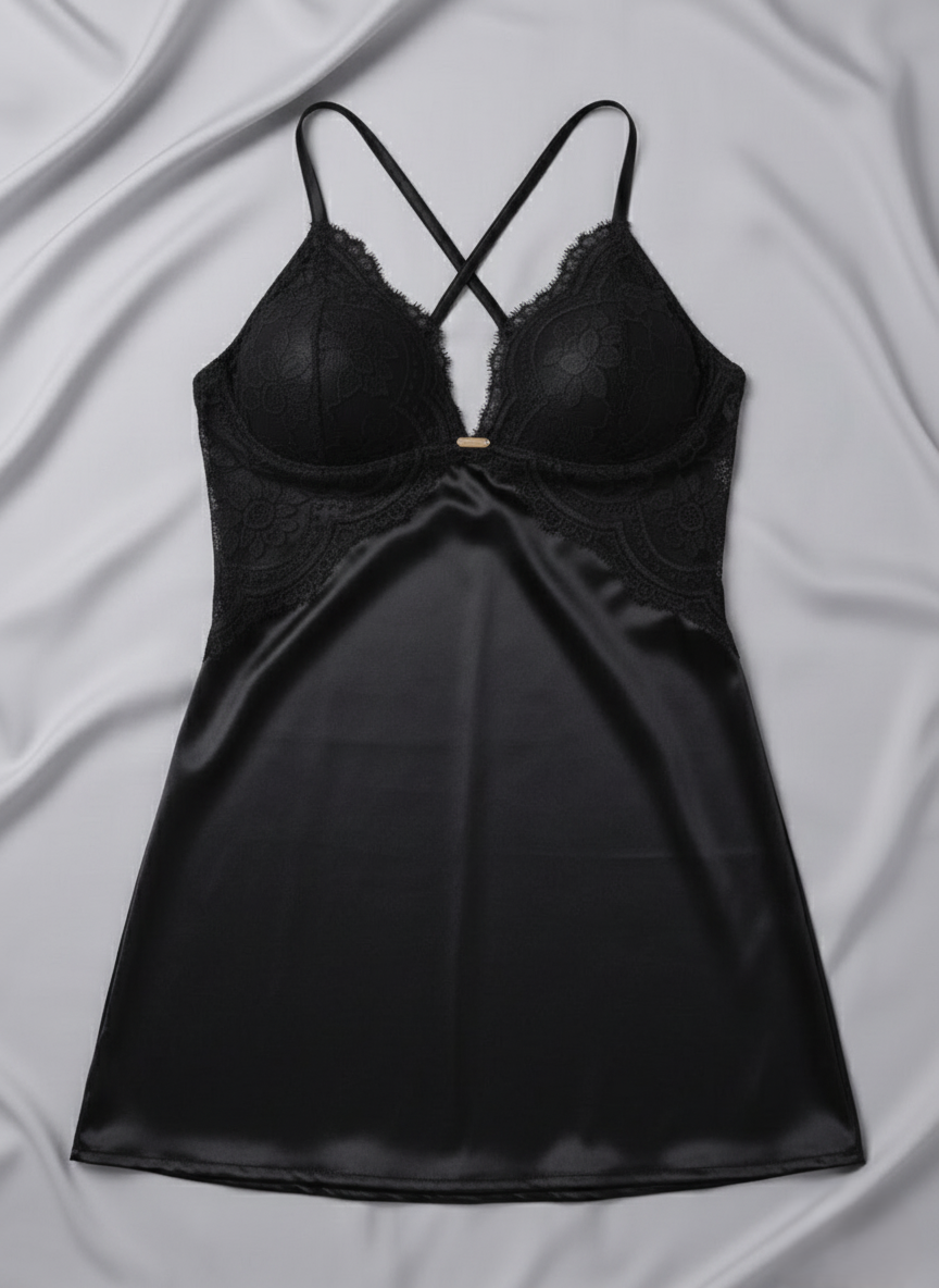 pijama bata satin y encaje